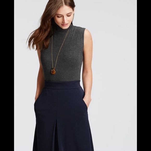 H&M Tops - 🖤5/$20 NWT H&M Grey Turtleneck Sleeveless Top